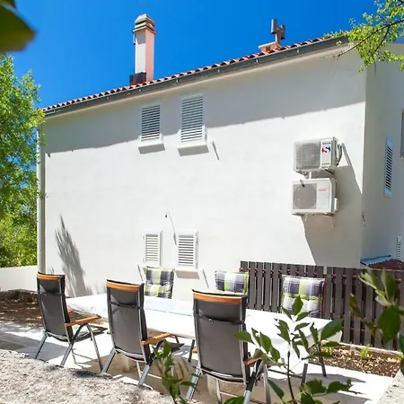 Vintage & Modern * Tučepi