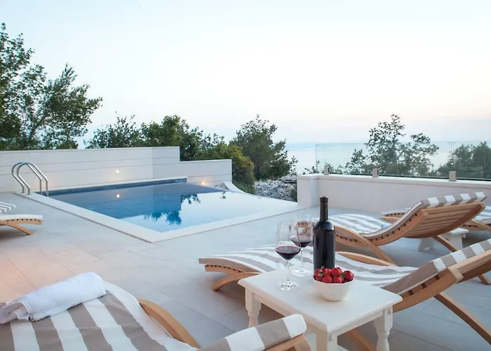 Vintage & Modern Villa *