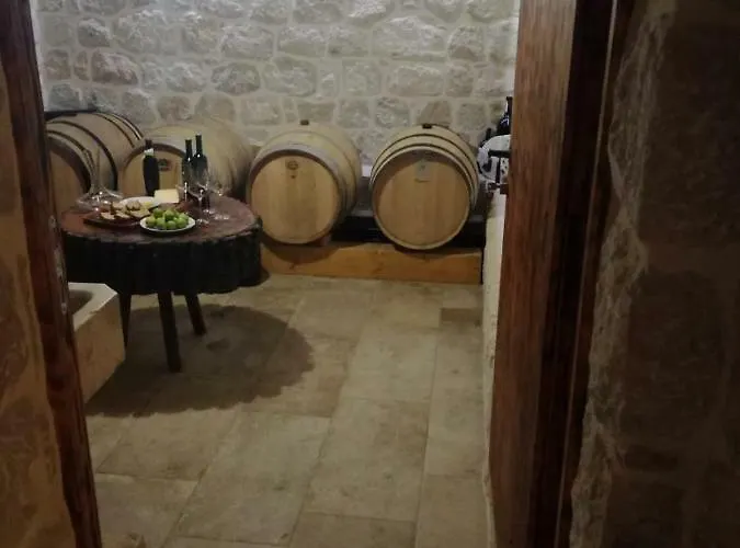 Vintage & Modern Tučepi