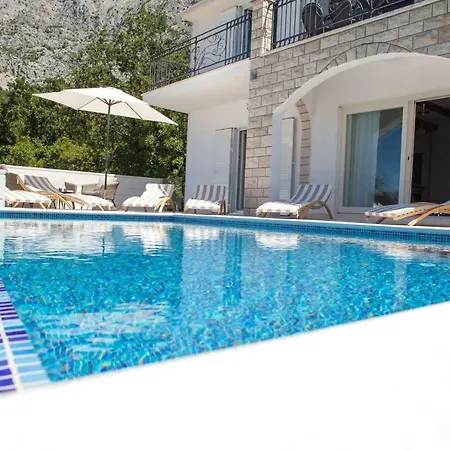 Vintage & Modern * Tučepi