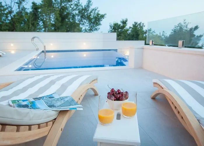 Vintage & Modern * Тучепи