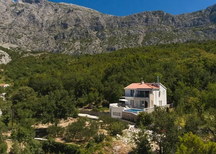 Vintage & Modern Вилла *